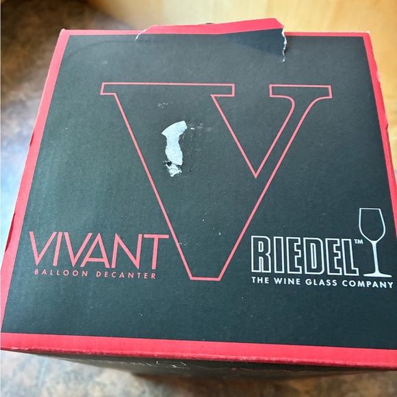 Riedel Wine Balloon Decanter New Crystal - Picture 7 of 10